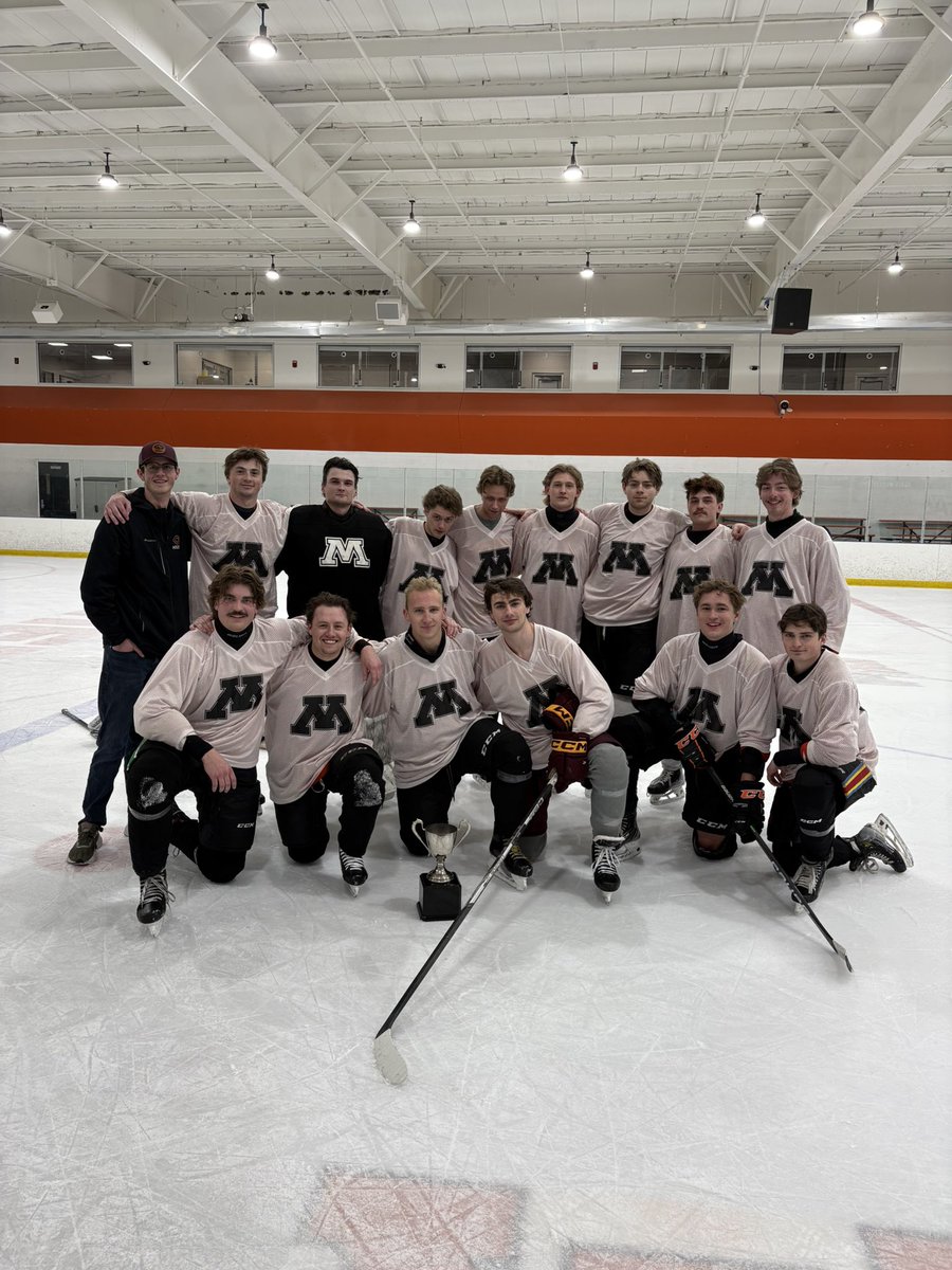 The Bushy Cup tweet media