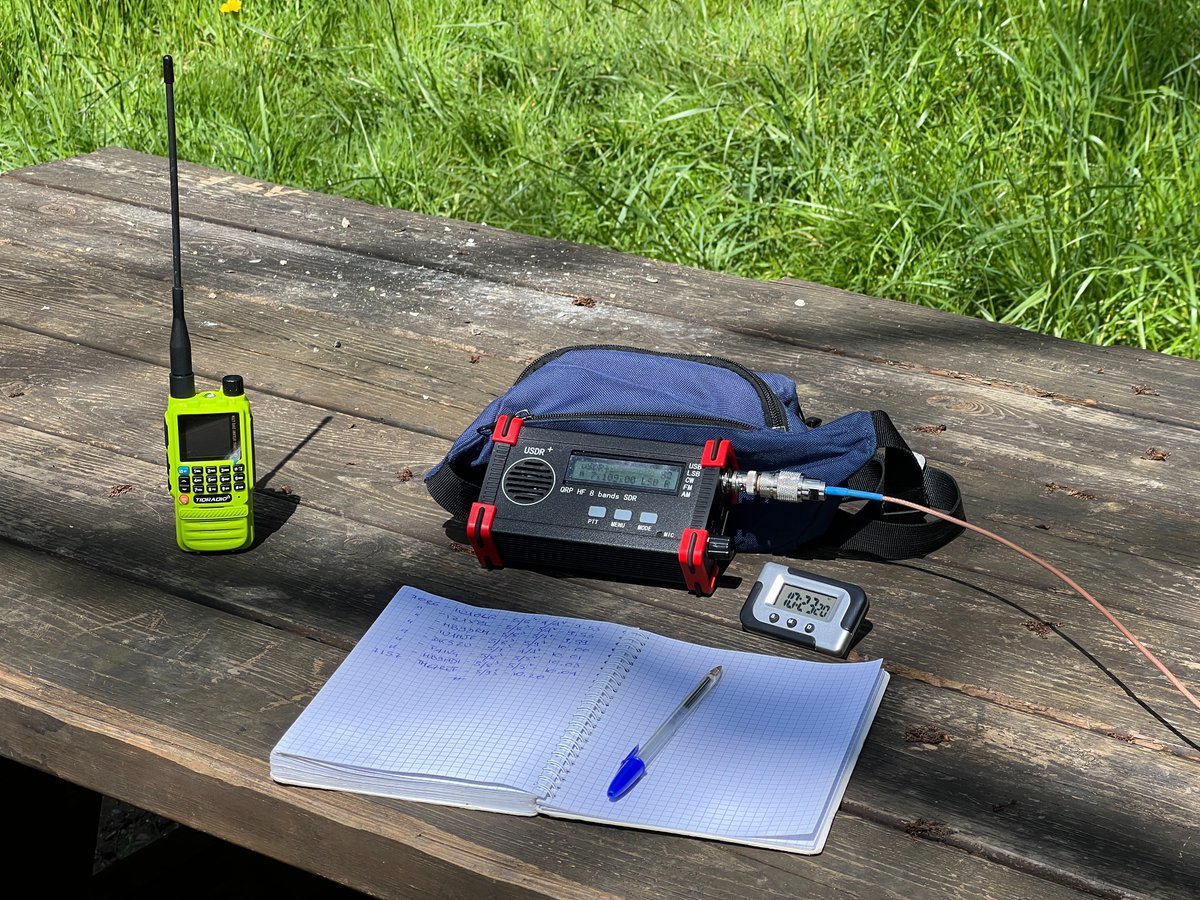 Chris_Diemoz's tweet photo. 🇬🇧 ENGLISH
From a 1990 school trip to my first-ever French #POTA activations 🇫🇷. Two unactivated parks (FR-4954 &amp; FR-4953), 60 QSOs, stunning views, and the magic of exploring the world with a radio in the pack.
#hamradio #QRP #POTA #hamradiotweets https://t.co/Krbhh2VIyv
