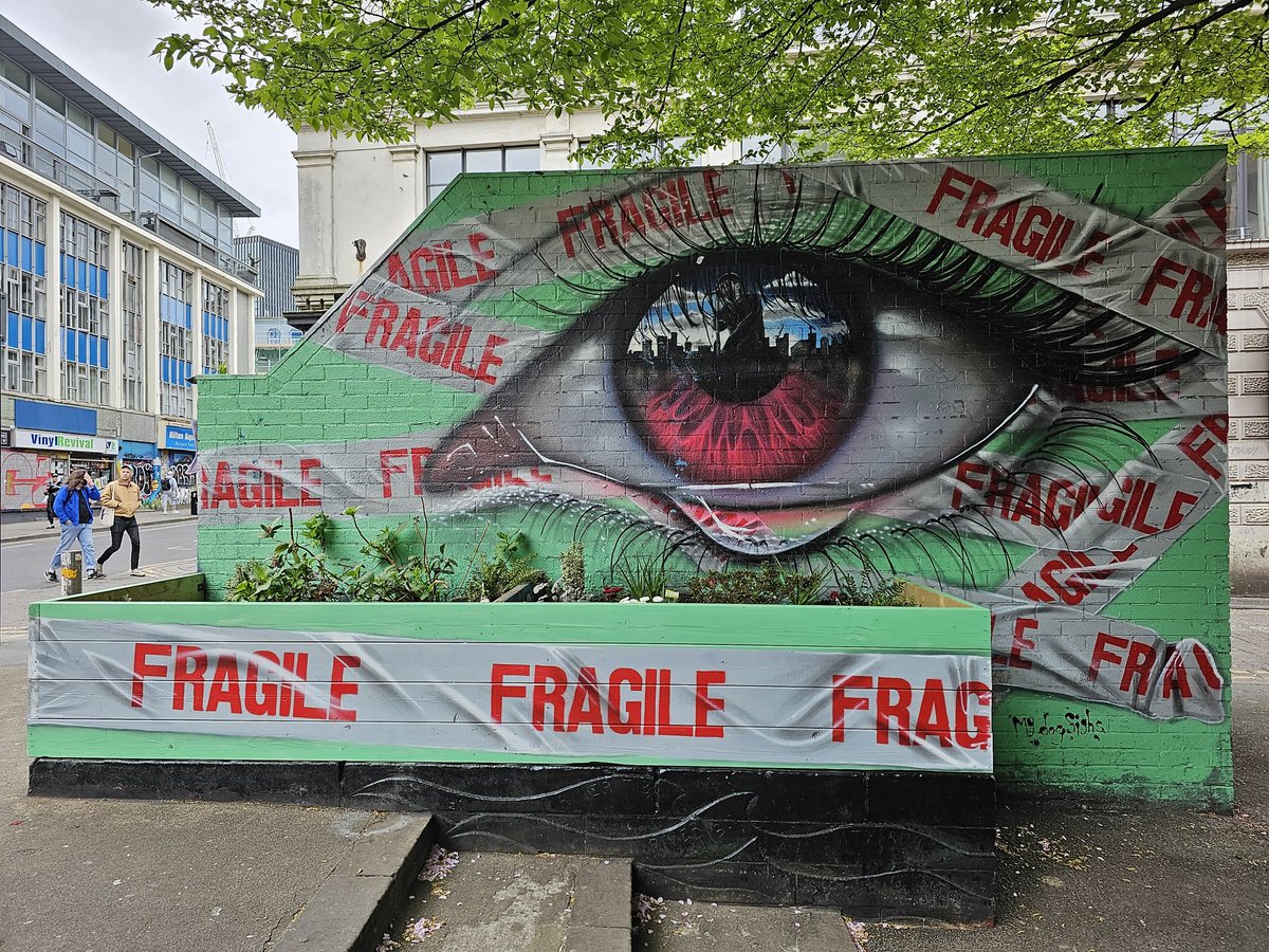 nikkiann's tweet photo. Manchester Street Art  - April 2025 - https://t.co/9ZXo4dPIej https://t.co/q07A5lqj2L
