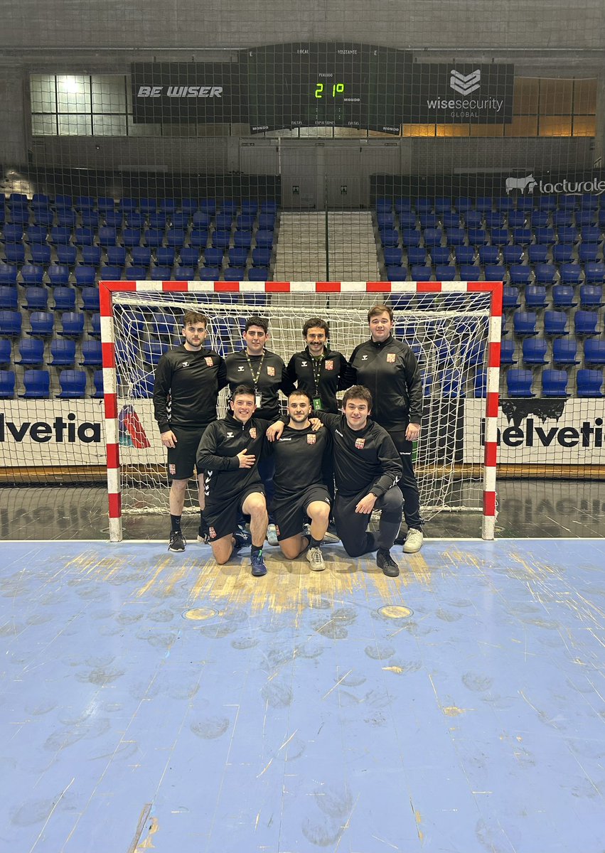 🤾‍♂️ Torneo Anaitasuna

Cinco colegiados del CTA Gipuzkoa han estado durante 4 días en el Torneo Anaitasuna, disfrutando y aprendiendo en un ambiente lleno de balonmano del bueno.

👬Danel Zubeldia &amp; Unai Cuerva
👬Oscar Gil &amp; Unai Bengoetxea
🧍‍♂️Unai Loidi

👏Zorionak a todos!
