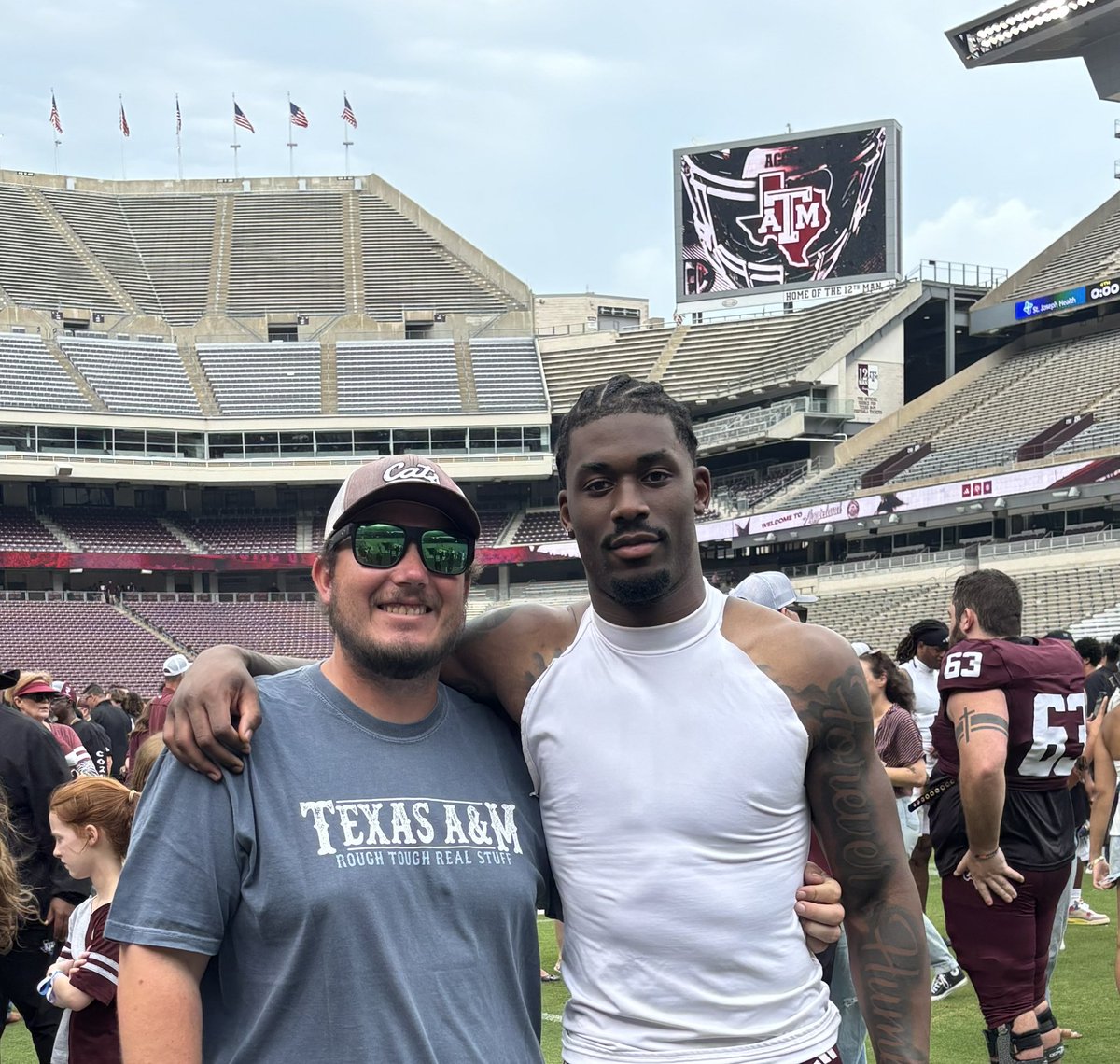 Max Cave (@maxcave4) on Twitter photo Congrats on a great spring game <a href="/Mylestheshow/">Myles Davis</a> can’t wait to see you play this fall!! #Year2 Congrats on a great spring game <a href="/Mylestheshow/">Myles Davis</a> can’t wait to see you play this fall!! #Year2