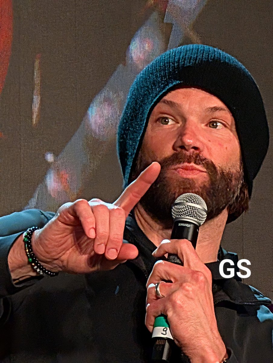 gabstdv's tweet image. Still thinking about the great time I had at JIB 15. Miss him.
#JIB15
#JaredPadalecki
#WeLoveYouJaredPadalecki
#SPNFamily
@jarpad