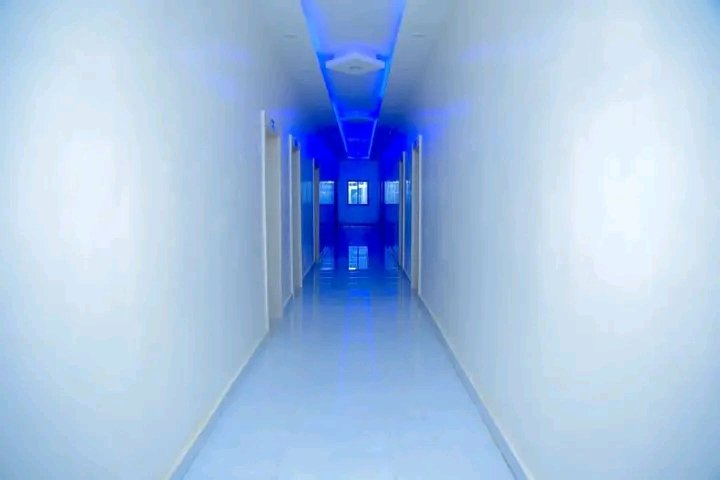 Khusuusi_Hawd's tweet photo. LasAnod, @SSCKhaatumo State, is #undergoing a bold wave of #Economic transformation—reflected in cutting-edge architecture and elite hospitality ventures.Among the city’s signature developments is #Jidbaale_Hotel—a premier landmark redefining luxury, comfort, and urban elegance. https://t.co/MBvw0VjmY8