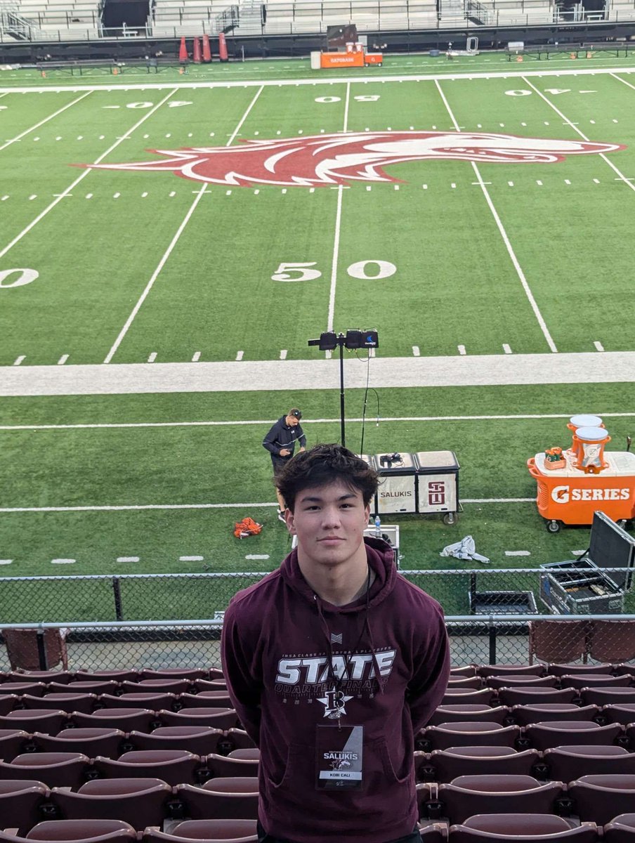 Had a great time touring SIU Football’s amazing facilities and getting to watch the spring game. Thanks for the invite!! <a href="/17NickHill/">Nick Hill</a> <a href="/SIU_Football/">Saluki Football</a> <a href="/RyanMcV21/">Ryan McVicker</a>