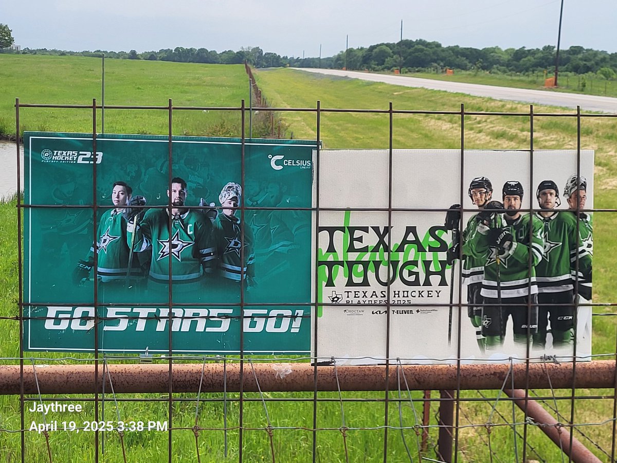 StarsFan57's tweet photo. On the road to watch some @DallasStars Play Off Hockey.

#TexasHockey 
#DallasStars 
#DallasStarsDIEHARDS https://t.co/n1GFf3k9wL