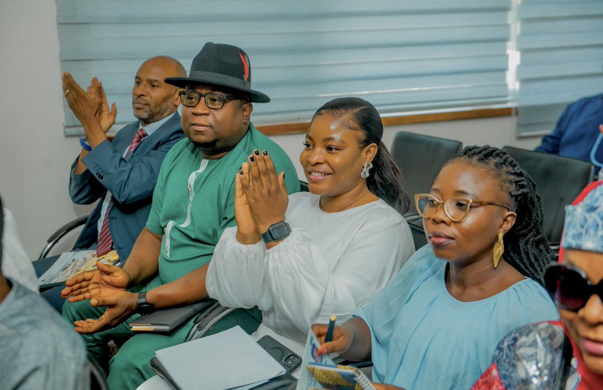 angelprinceorg's tweet photo. The inaugural session of the @AgoraPolicy,  featured a high-level, thought-provoking discussion with @YusufTuggar.The fireside chat was insightful, focusing on Nigeria's foreign policy. The event brought together academics and policymakers who engaged in a structured conversation https://t.co/goUyub2fji