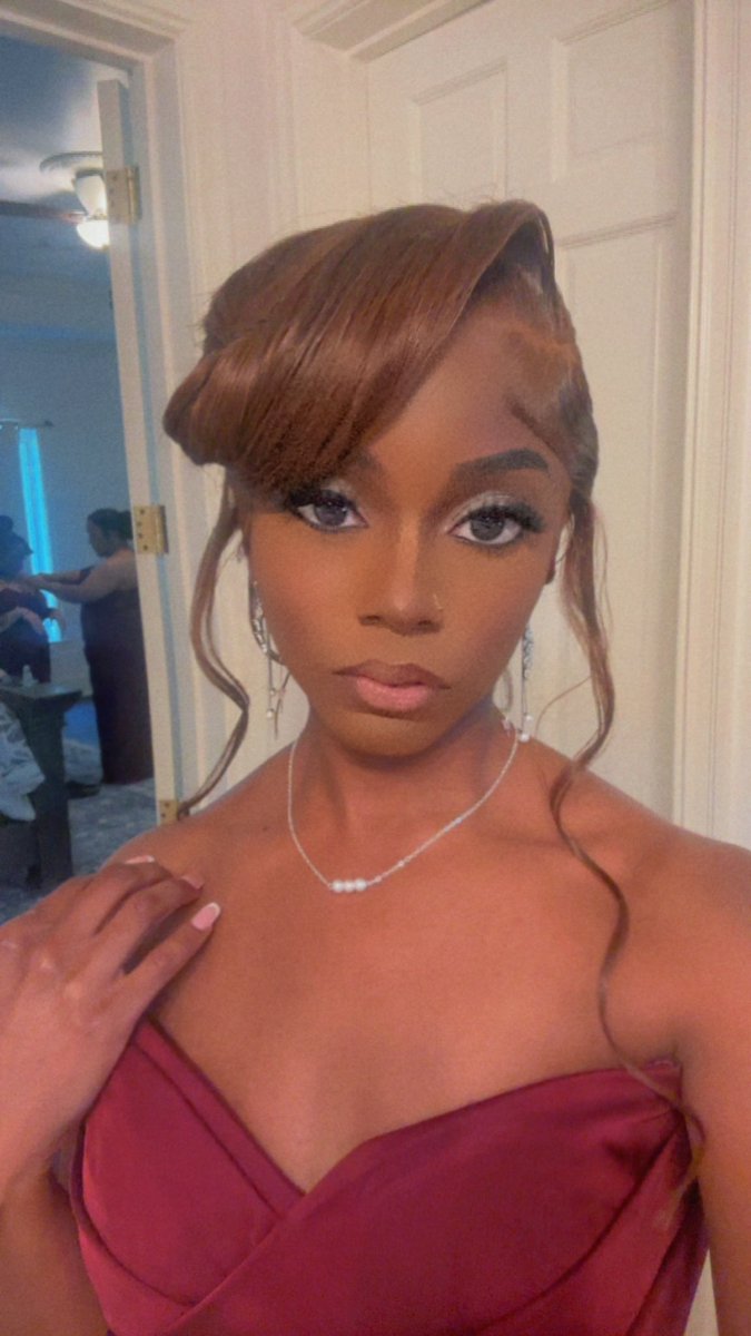 Ash_Zhane's tweet photo. Pretty young thing 💕 https://t.co/ZfQuLjwMjJ