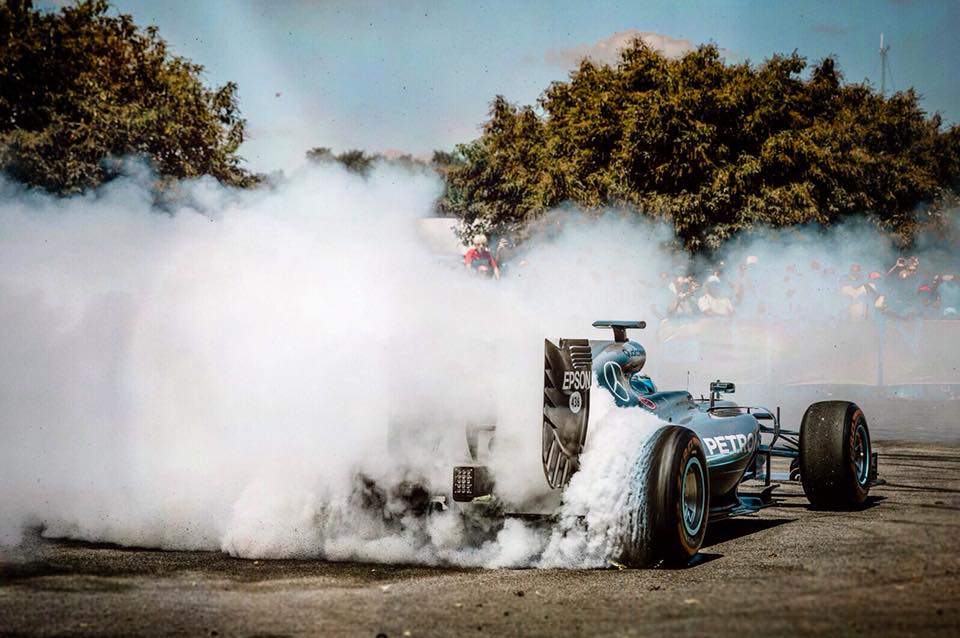 Torque_is_Cheap's tweet photo. 'Fair weather fans'
> Unable to grasp the myriad of variables involved with rubber adhesion, machinery control & the regs that shape those machines.
> Lash out at their favourite pilot when unable to complete previous feats of skill in a given timeframe.
#F1 #SupportYourDrivers https://t.co/fbFdWvj2aV