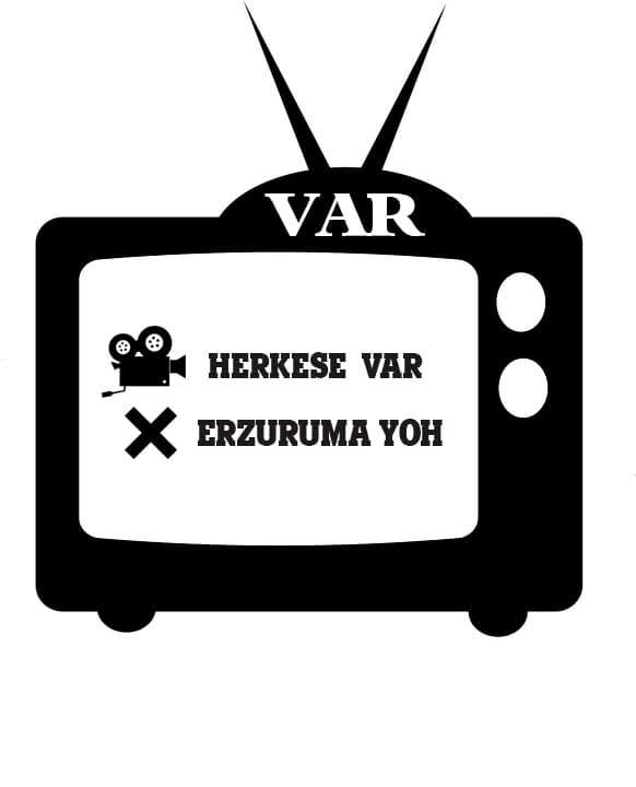 📢Erzurumspor'un son 3 Maçını TFF VAR odasında bizzat takip edecek Erzurum Milletvekili aranıyor ! 
✅️Saha da kazanıyorsun
✖️Kameralarda kaybediyorsun
⬆️ Çıkmak istiyorsun bırakmıyorlar 
⬇️ Düşerken üstüne basıyorlar
🏟 Evet biliyoruz futboldan anlayan Milletvekilimiz yok ilgi