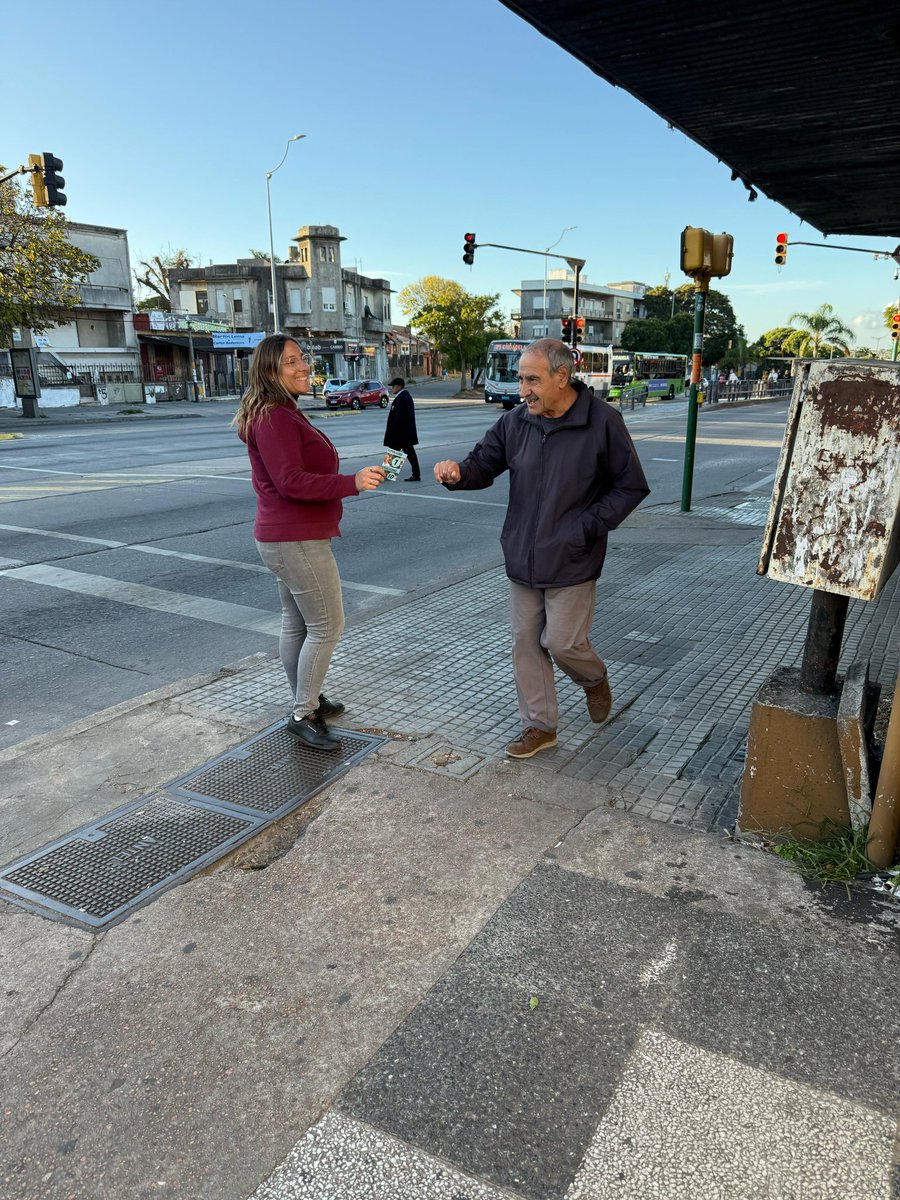 Vamos que vamos no paramos este sábado repartiendo la Lista 1 + 1-D

#BryanAlcalde <a href="/lista71/">Lista 71 [oficial]</a> <a href="/MartinLemaUy/">Martin Lema</a>