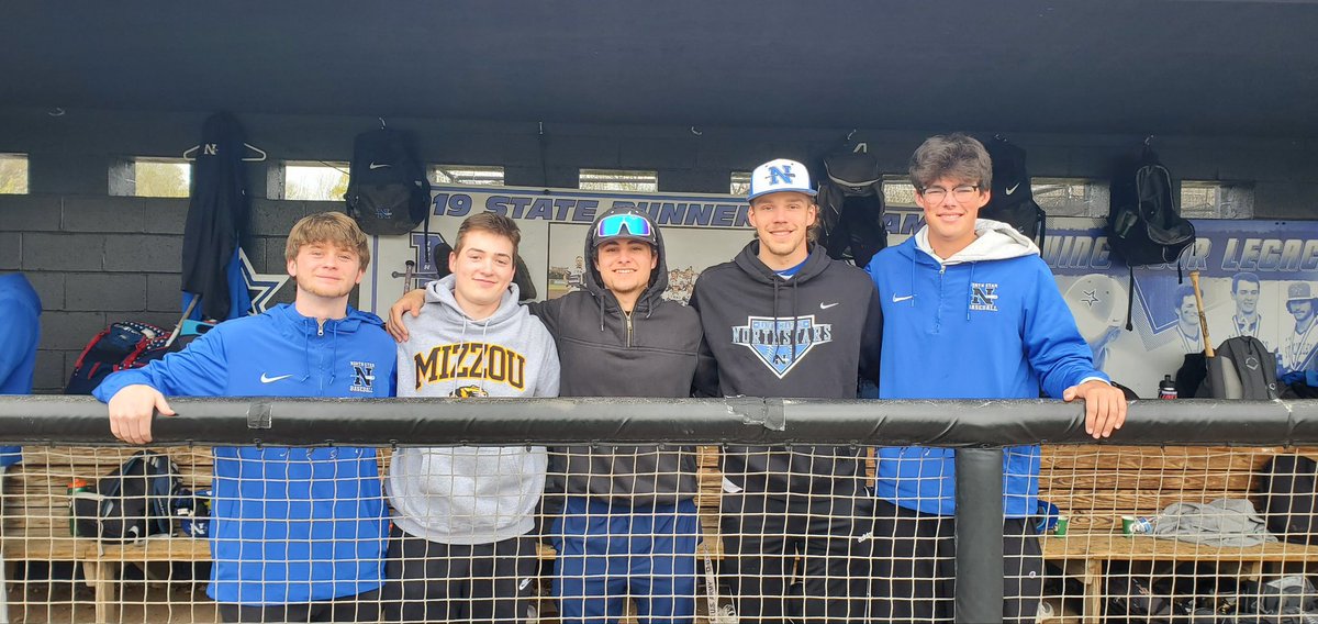 SCN_Baseball's tweet photo. ⭐️⚾️⚫️🔵STARS🔵⚫️⚾️⭐️#HD_ 
Great to see so many alumni at the yard today. 📈📈📈📈📈📈📈📈📈 https://t.co/uXmWVnjiSM