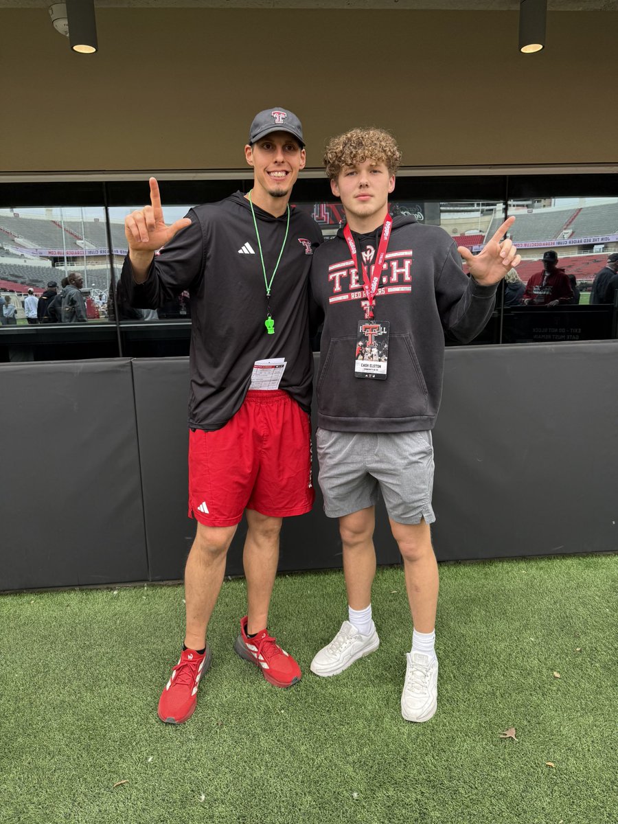CashElston11's tweet photo. Had a great time at the @TexasTechFB spring game! Got some great insight and coaching points, Can’t wait to be back for summer! Thank you @JoeyMcGuireTTU
#GunsUp

@CoachArteaga @COACHJUICE_ @CoachKennyPerry @CoachCochranTTU @BenjaminGolan @CoachEstes_ @CoachTeachey1 @BnanceTTU https://t.co/gKNb54A7l6