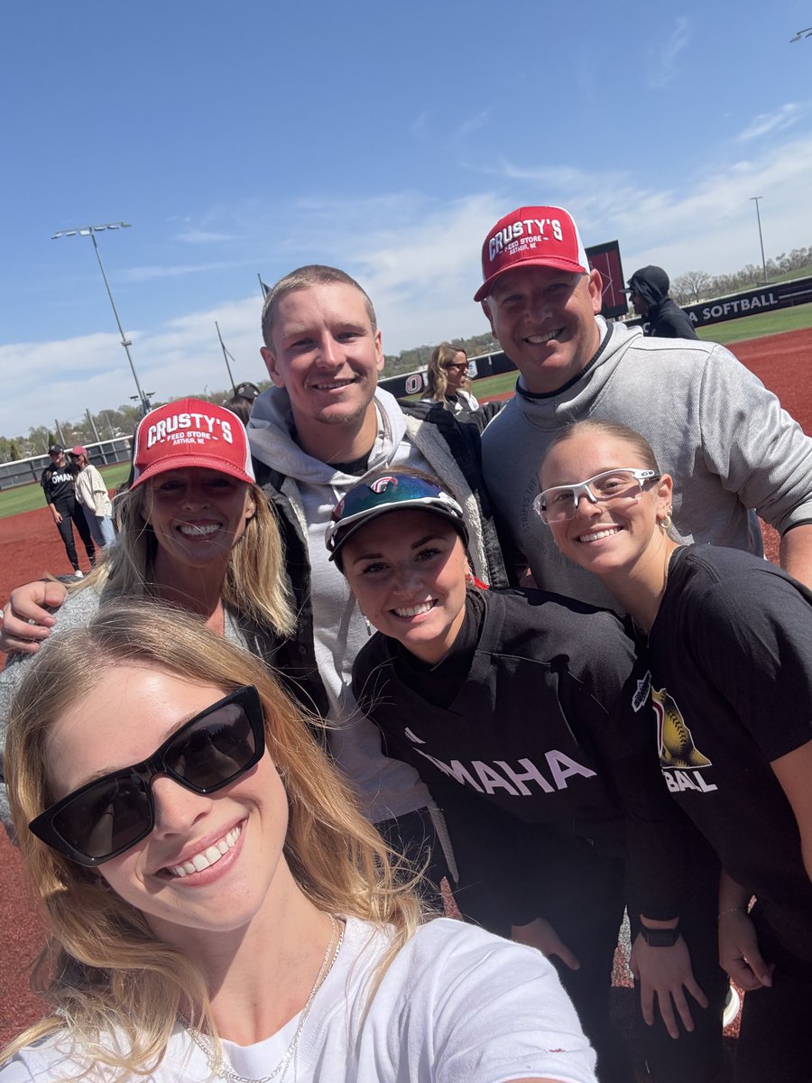 TM Barrett tweet media