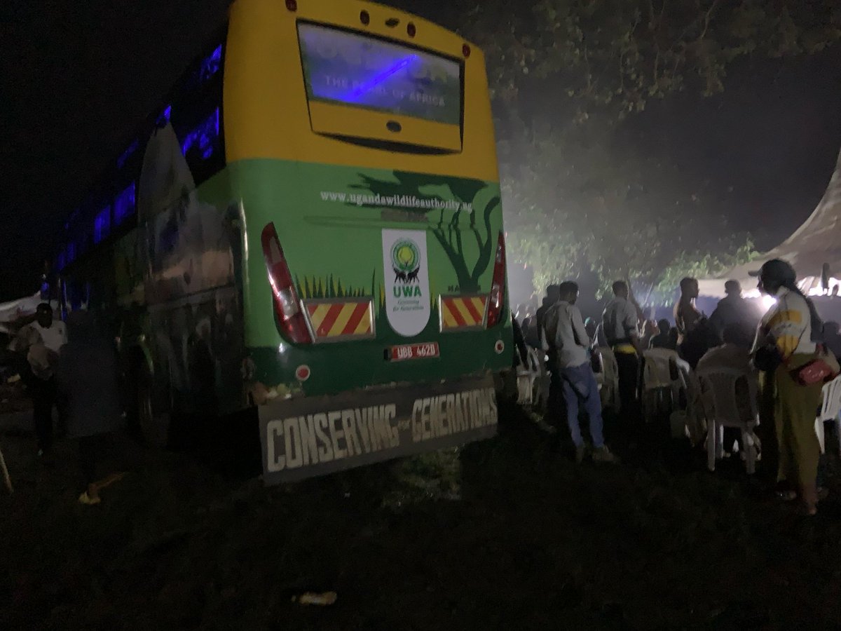 LoneWalker_256's tweet image. We have arrived safely at Kazo-Kitongore, in Kiruhura District to send off our fallen comrade @saadShots into the Ancestral Realm. 

Grateful to @ugwildlife, @MTWAUganda and @UOXUganda for the oneness exhibited today.

#FallenButNotForgotten | #RIPSaadShots