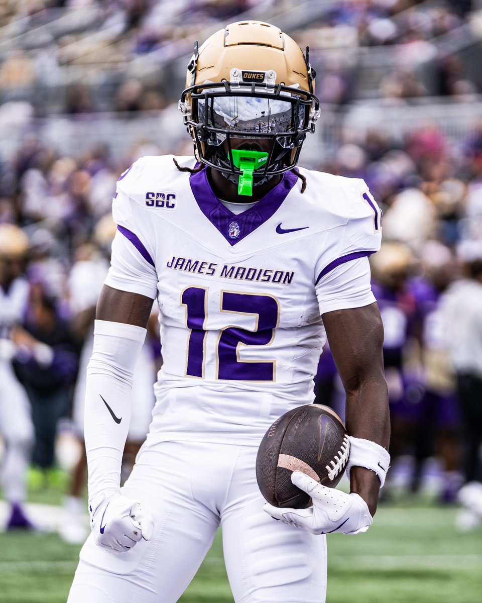 Za’ron Collins (@upnxxt_smoke7) on Twitter photo The Diamond in the dirt that ain’t been found💎 “smoke coming soon”💨 <a href="/JMUFootball/">JMU Football</a> 💜💛 #GoDukes The Diamond in the dirt that ain’t been found💎 “smoke coming soon”💨 <a href="/JMUFootball/">JMU Football</a> 💜💛 #GoDukes