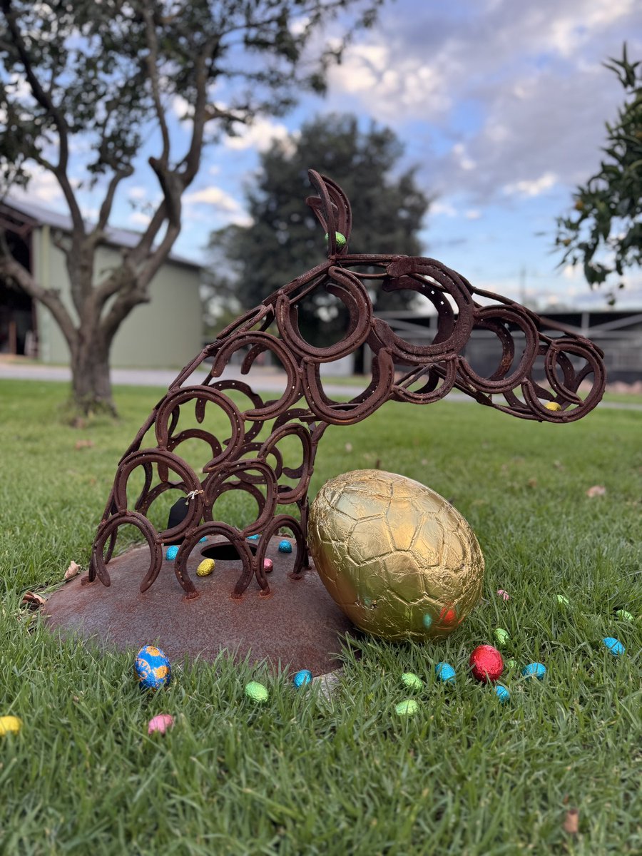 FulmenP's tweet photo. Happy Easter from us all here at Fulmen Park 🐣

Sculpture by GG_weld (fb and insta) https://t.co/5fshJ6GBYA