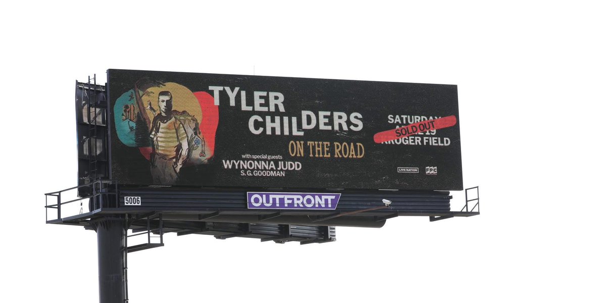 KellieShellieB's tweet photo. Tyler Childers in Lexington!!! Gonna be a great night. https://t.co/fYxj7S8LKq