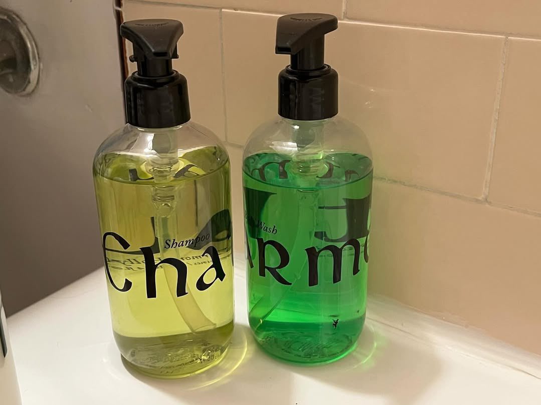 nelliesland's tweet photo. → 𝖭𝖾𝗅𝗅𝗂𝖾𝗅𝖺𝗇𝖽'𝗌 𝗇𝖾𝗐 𝖾𝗇𝗍𝗋𝗒 — everything reminds me of her… #CharmRP out tonight! https://t.co/SbkStW4jvS