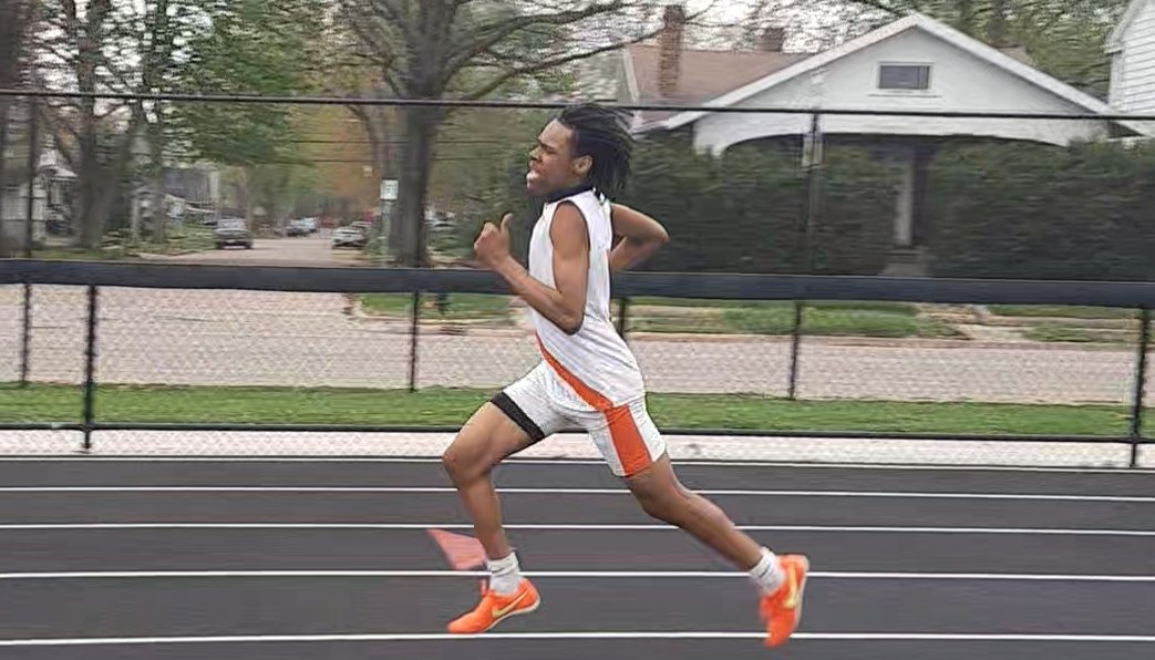 CONGRATULATIONS to  Team Captain Aydan Doss on outstanding performances this week. Aydan lowered his 400M times twice this week and has our 4x400M Relay clicking at rates we haven't seen in 3 years. The whole 400M crew is excited, ready to train and return to Manual greatness!