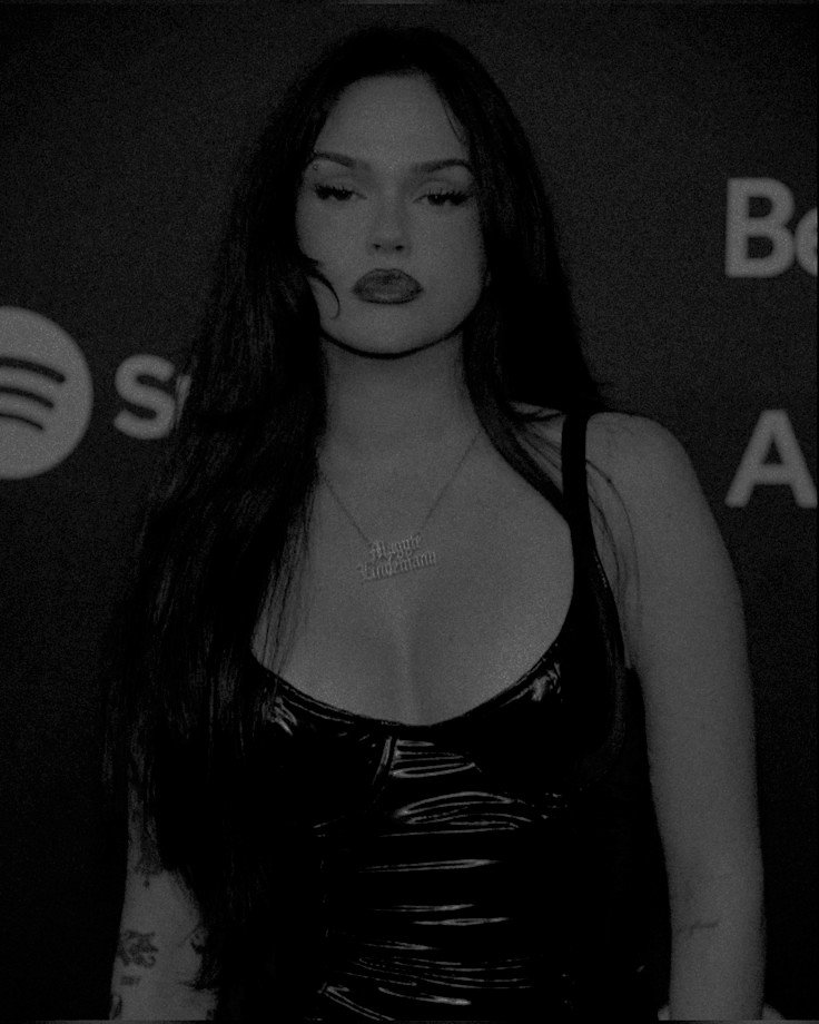 ⠀
                      #ʷ͟ᵉ͟ᵈ͟ᵈ͟ⁱ͟ⁿ͟ᵍ𝙄𝙇𝙔𝙍𝙀𝙑𝙎.
⠀