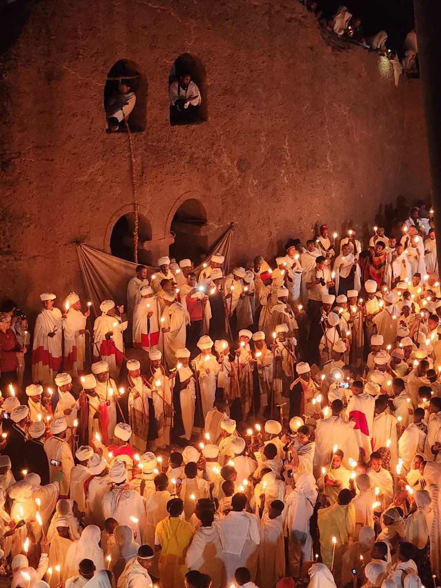 Tens of thousands of Christians have gathered in Lalibela, “the Black Jerusalem”, to celebrate the Resurrection of Christ! 

The Church is alive and well in Ethiopia! 🇪🇹