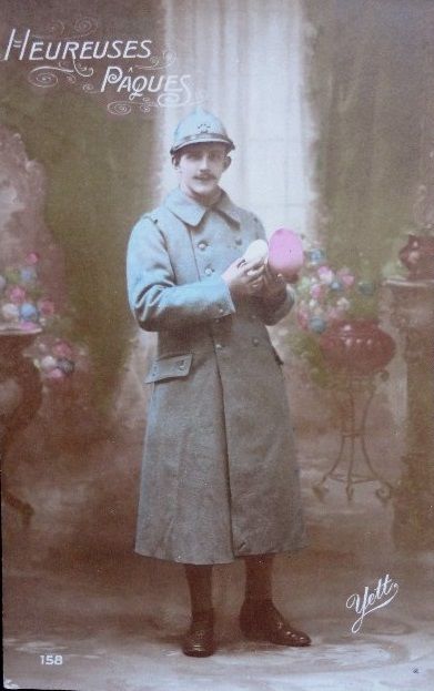 daysonwar's tweet photo. En el frente, de 1914 a 1918, los enemigos celebraban la misma fecha, en casa y en las trincheras: Domingo de #Pascua
#WWI #WW1 #Easter #Ostern #pacques #Pasqua https://t.co/pPhqQ7Stwi