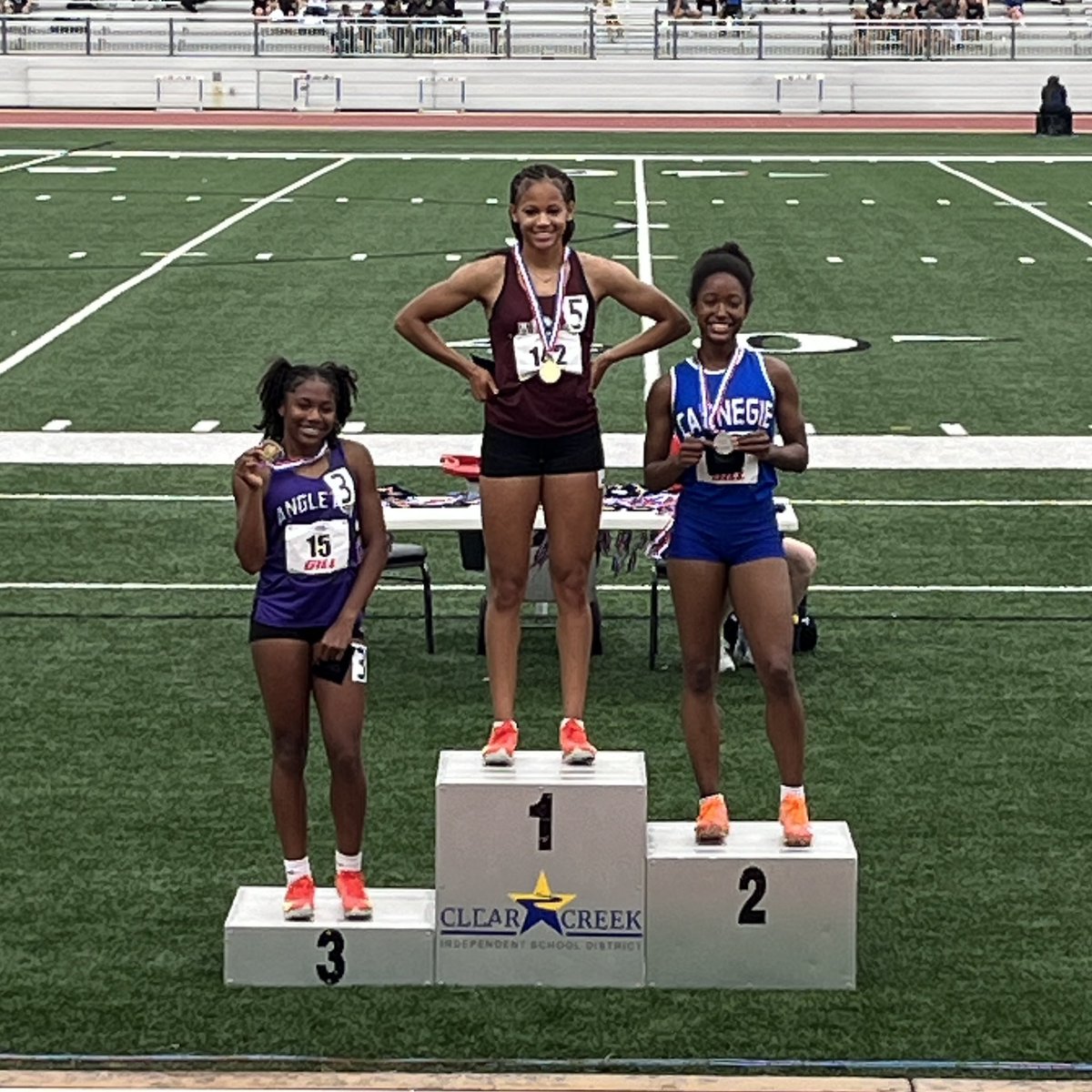AMCTrackField's tweet image. 🏆STATE QUALIFIER🏆
With a time or 23.79, Jada Stanford qualifies to the STATE CHAMPIONSHIP as your REGION 3 CHAMPION🏆