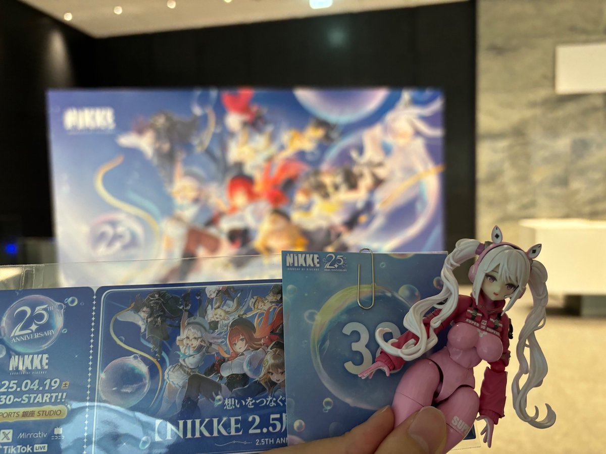 pugpug_takada's tweet image. 今回の生放送は現地で参加。
アリスちゃんを連れて。
最高の思い出になりました。
参加させていただきありがとうございました🫧
#NIKKE2周年半生放送
#NIKKE #NIKKEmermaid #NIKKELivestream #NIKKElonelybubble