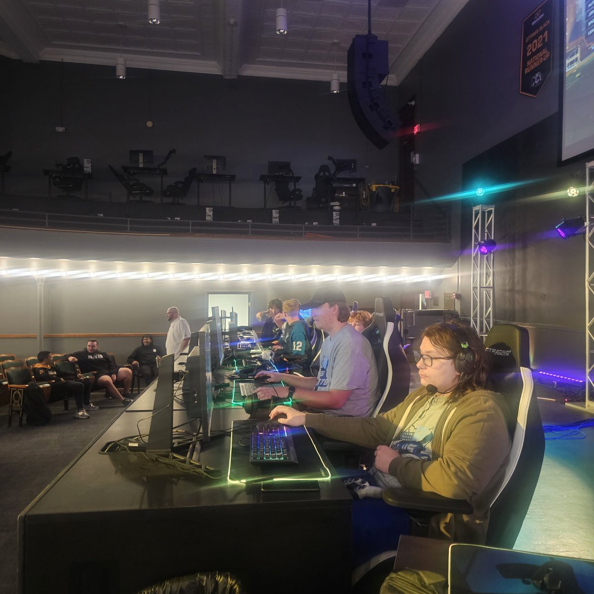 Ottawa Braves Esports (@esports_ottawa) on Twitter photo Grand Finals are finally here! We have <a href="/ODUBesports/">OW ESports</a> vs Lawrence on a bo5! Good luck to both teams!
Also, big thanks to our partners <a href="/LenovoLegion/">Lenovo Legion</a> <a href="/IntelGaming/">Intel Gaming</a> <a href="/GTPlayershop/">GTPlayer</a>
Twitch.tv/braves_esports Grand Finals are finally here! We have <a href="/ODUBesports/">OW ESports</a> vs Lawrence on a bo5! Good luck to both teams!
Also, big thanks to our partners <a href="/LenovoLegion/">Lenovo Legion</a> <a href="/IntelGaming/">Intel Gaming</a> <a href="/GTPlayershop/">GTPlayer</a>
Twitch.tv/braves_esports