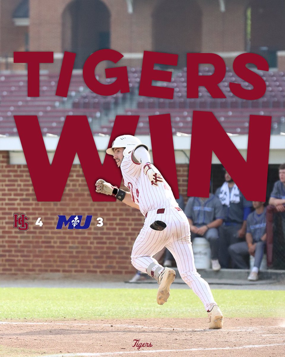 HSC_Baseball's tweet photo. today’s forecast: a win

#rolltigers https://t.co/myXJAZIFE1