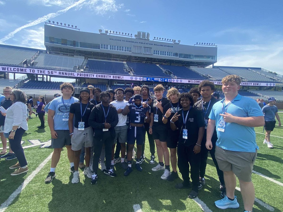 Had a great day at ODU today!!! Thank you <a href="/CoachDeckODU/">Kevin Decker</a> <a href="/RickyRahne/">Ricky Rahne</a> <a href="/Coach__Seiler/">Blake Seiler</a> <a href="/CoachVic_/">Victor Irokansi</a>  for having me today!!!