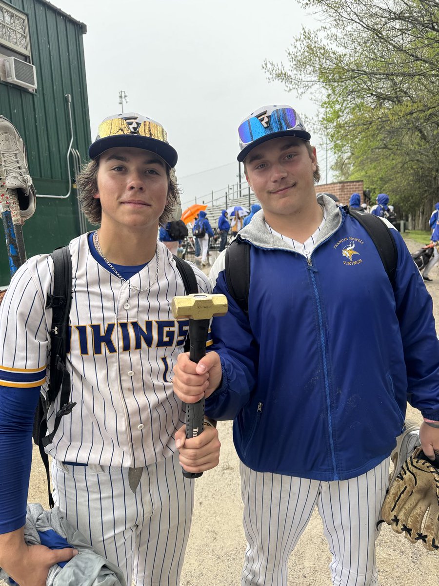 Burkey giving hammer to Collin Lovelady for his cg, shut out and no hitter in the championship game of the Columbia tournament. #vikingbaseball