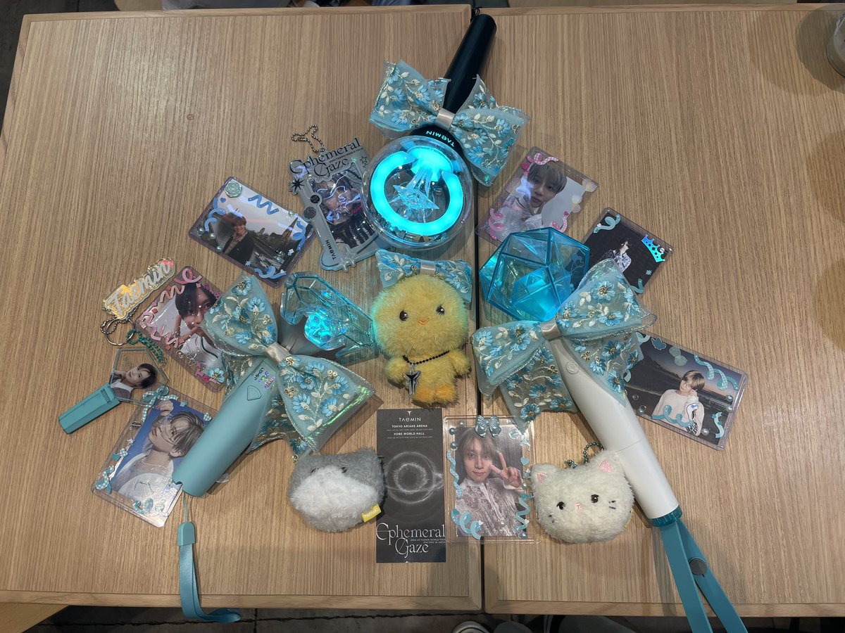 SHINO_ee's tweet photo. 昨日のテミンちゃん、最高でした🥹✨️✨️
世界観も以前と変わりなく素晴らしすぎたし、プレミアムシートで最高の席で拝めたし🙏🏻✨
初めましてのシャヲルさんとの出会いもあって、本当に行ってよかった😆💕
次会える日までまたお仕事頑張る！
#TEAMIN
#Ephemeral_Gaze_in_Kobe https://t.co/wRAHRNsoYE