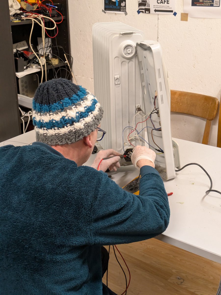 Tog Hackerspace (@tog_dublin) on Twitter photo Huge thanks to our volunteer fixers at yesterday’s Repair Café at <a href="/TOG_Dublin/">Tog Hackerspace</a> supported by <a href="/DublinMaker/">Dublin Maker</a> ! 🙌
We had 55 items in for repair, from radios and kettles to toys and mobiles.
You're all legends! 💚
#RepairCafe #RightToRepair #DublinEvents #FixDontBin Huge thanks to our volunteer fixers at yesterday’s Repair Café at <a href="/TOG_Dublin/">Tog Hackerspace</a> supported by <a href="/DublinMaker/">Dublin Maker</a> ! 🙌
We had 55 items in for repair, from radios and kettles to toys and mobiles.
You're all legends! 💚
#RepairCafe #RightToRepair #DublinEvents #FixDontBin