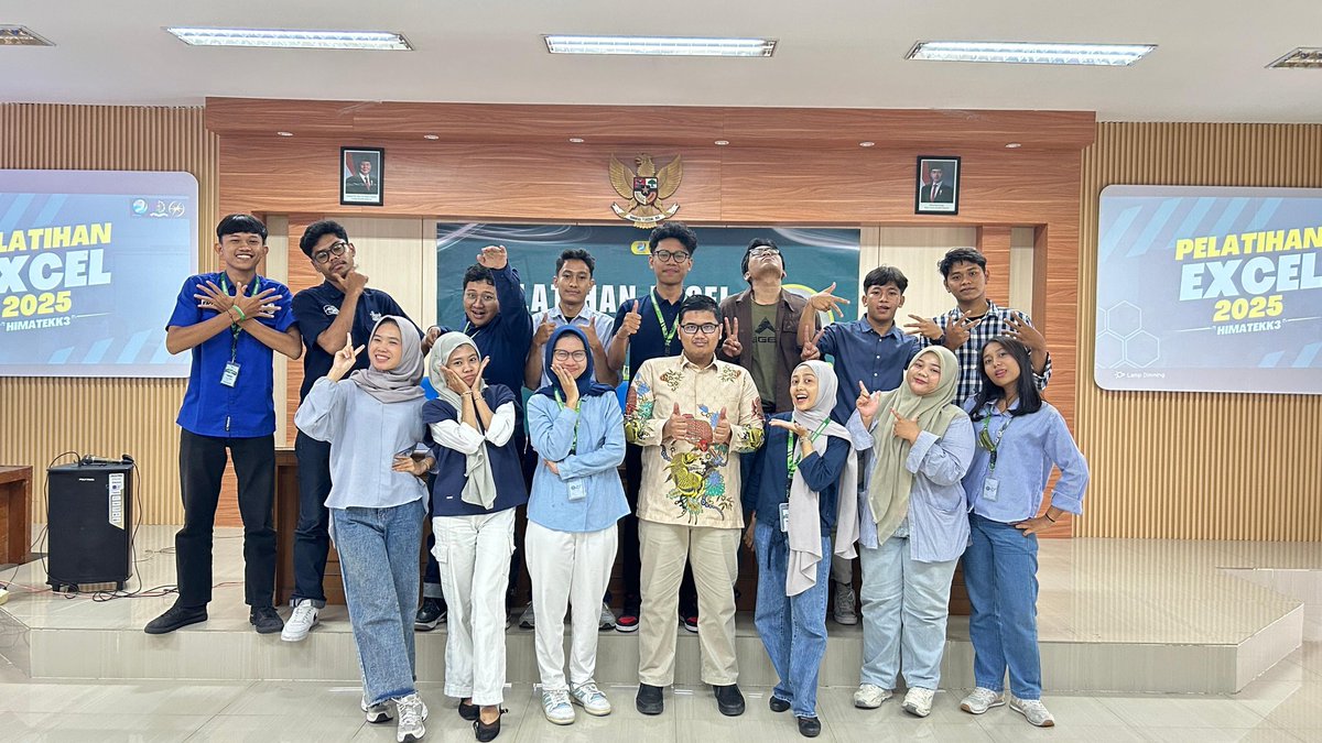 — 19 April 2025
Pelatihan Excel ✅

Dari sini aku belajar kembali, semoga baik buruknya bisa selalu menjadikan kami sosok yang lebih baik lagi. 

sha,