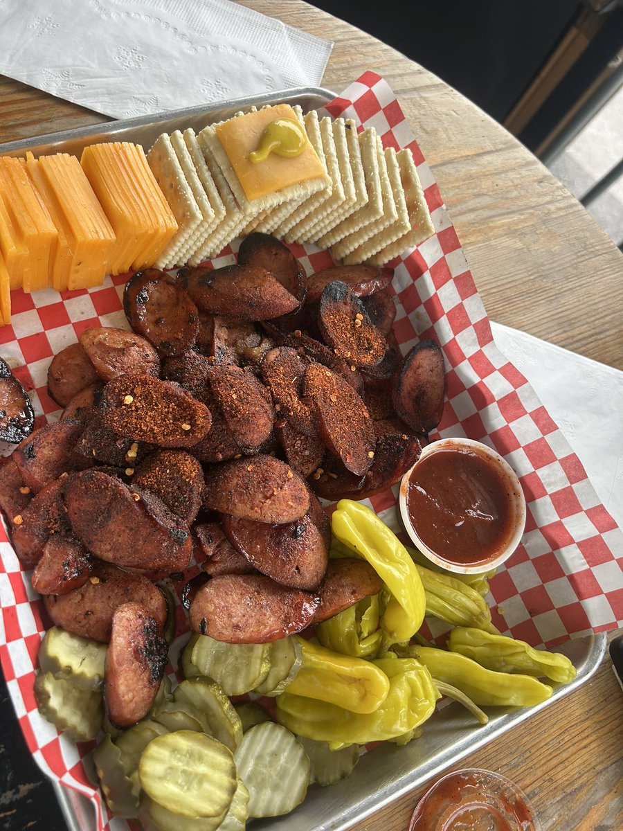 CornerPubGH's tweet photo. Sausage Cheese Plate. Unlike any other
#mustard #sausage #cheese #saltines #peppers #pickles #BBQ https://t.co/bwY7Gjw1nl