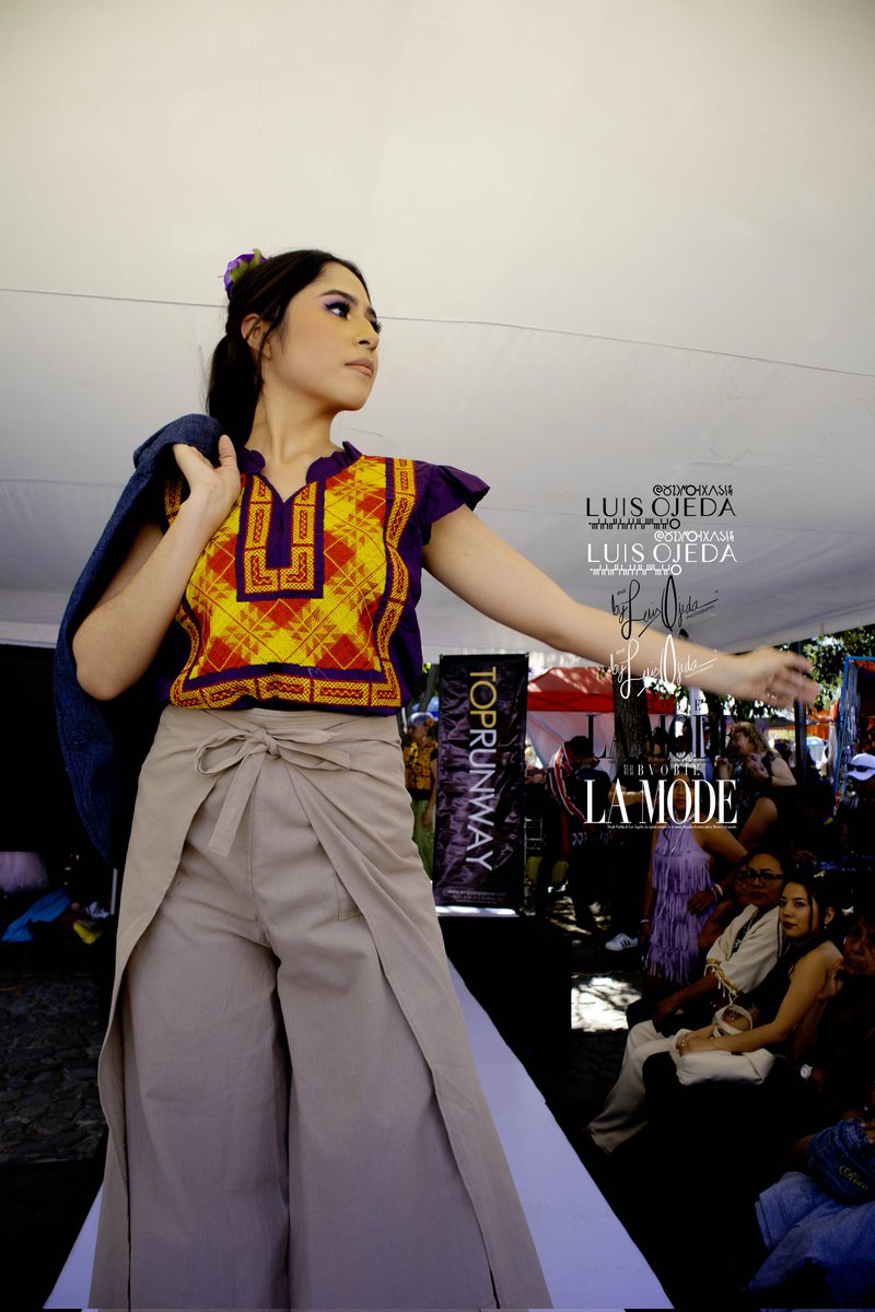 BVOBIELaMode's tweet photo. Primer Encuentro de Diseñadores y Artistas - Analco Barrio del Diseño https://t.co/MqIFnezrui

#BVOBIE  #ModaPuebla #ArteYModa #DiseñoMexicano #MissPetiteUniversal #LuisOjedaPuebla #IvetteLozano #FashionLatam #TalentoLocal #BarrioDelDiseño #PueblaEsArte #FashionShow https://t.co/zLOhPCB3rV