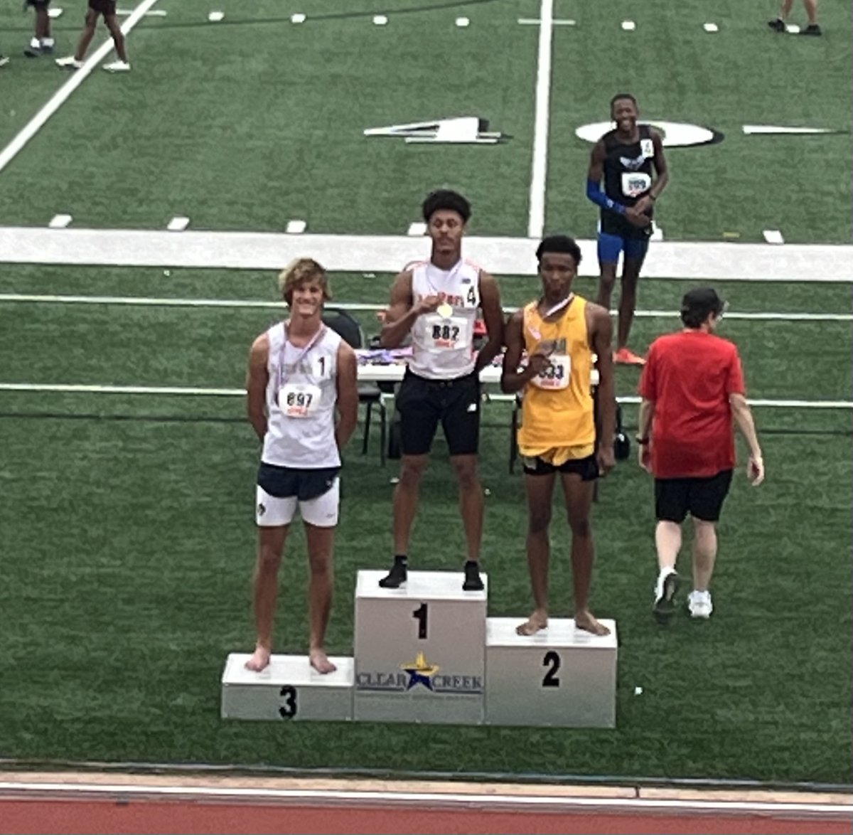 lpisd's tweet photo. STATE BOUND! Congratulations to Ulises Feliz and Aryssa Rodriguez, who have qualified for the UIL State Track &amp; Field Championships! Feliz topped the Regionals field in the 300m hurdles; Rodriguez grabbed the runner-up spot in the 100m hurdles. #LPLegacy #BestNeverRest https://t.co/cSMtay3dle