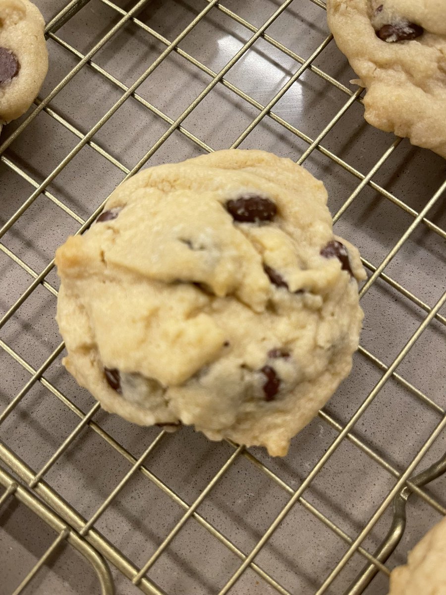 ClossonJ's tweet photo. Izzy is home and we are baking our favorite chocolate chip cookies! 🍪 Yummy! https://t.co/NK7vKMtgi0