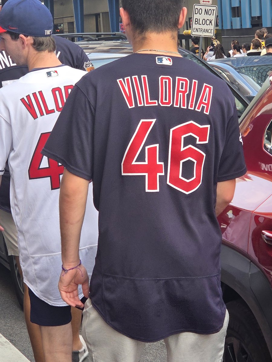 KoryFoster35's tweet photo. @ZackMeisel Random jersey sighting in Pittsburgh! Not 1 but 2 Viloria jerseys! https://t.co/RmiLXquEYY