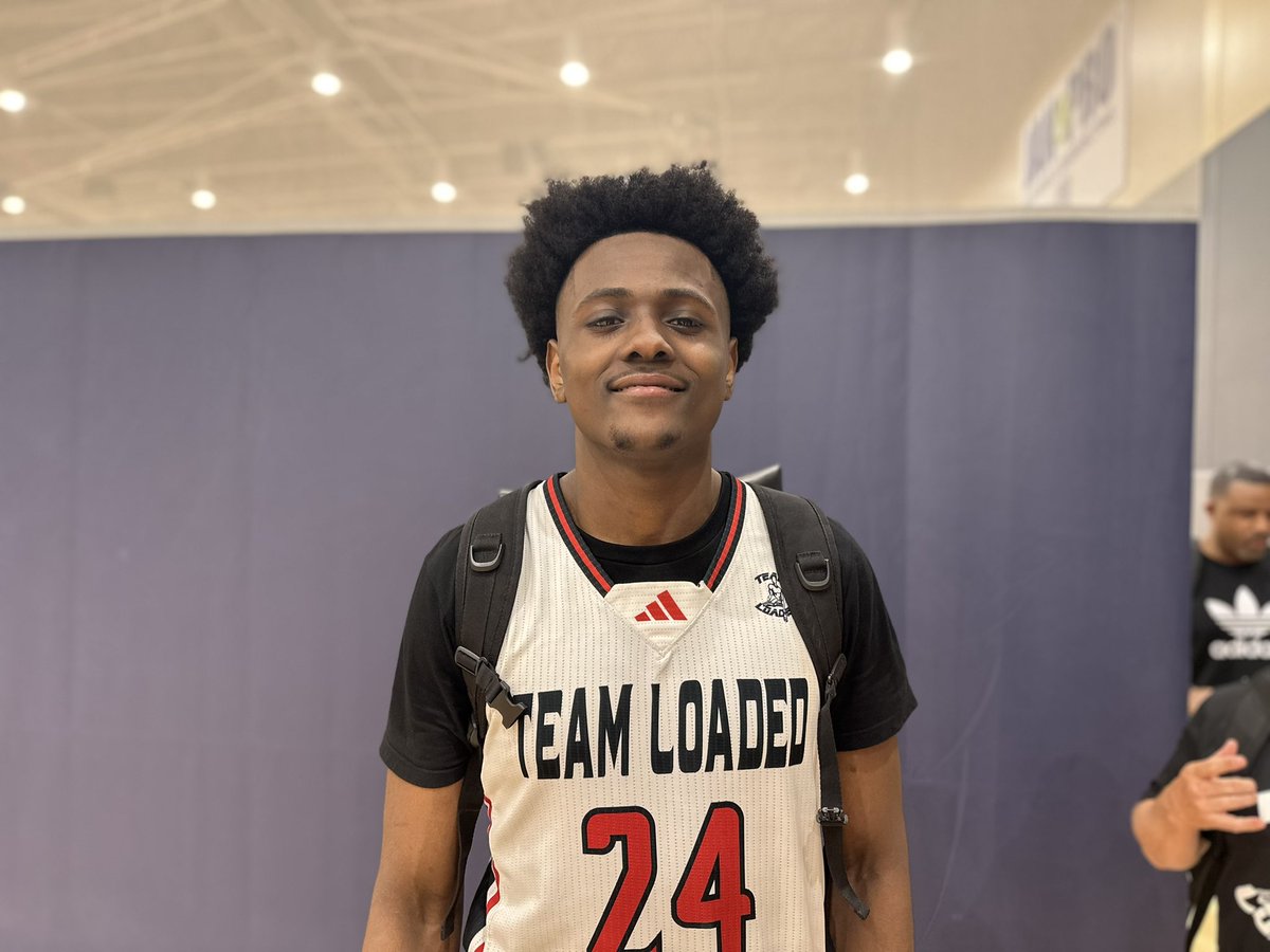 jwherron10's tweet photo. Standouts from the @Phenom_Hoops/ @SerosPartners Open

‘26 Kobe Edwards 📸 
‘26 Latrell Allmond 📸
‘26 Antonio McKey
‘26 Jeremiah Jackson
‘26 Neiko Mundey 📸
‘26 Jalyn Collingwood 📸
‘26 Frank Siaca-Bey
‘26 Ripp Kodi
‘26 Elijah Brandon
‘26 Greg Brooks
‘26 Marjaylen Jackson https://t.co/LElKne3aGw