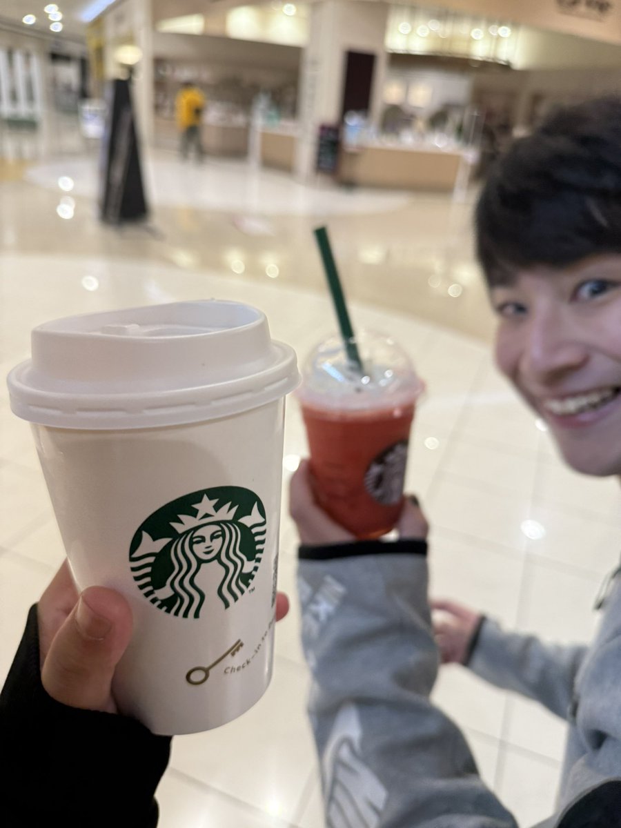 gal_210's tweet photo. 次のおデートわコナンだね〜
楽しみ〜🙂‍↕️
最近ひょうくん甘々になってて好きが増す🫶
だいすきだよ〜🫶 https://t.co/uZwYGOlyx3