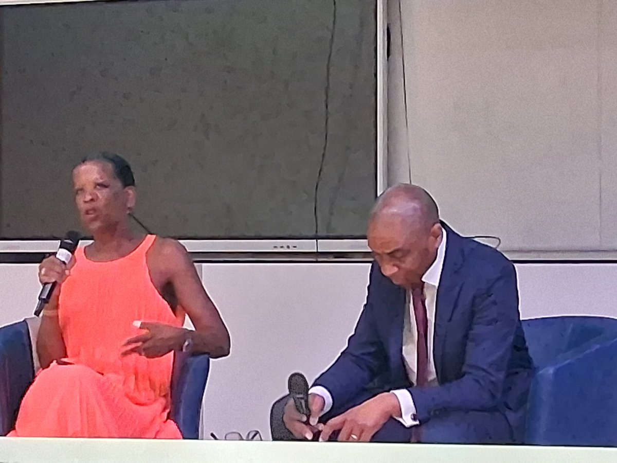 #Martinique👉🏽Pour #visionner la #Conférence avec <a href="/JC_Beaujour/">Jean-Claude Beaujour</a> que j’ai eu l’honneur d’animer. « La politique du Président <a href="/realDonaldTrump/">Donald J. Trump</a> Quels enjeux pour la #Caraiïbe ? »🚨🚨C’est ici👉🏽 youtu.be/-NOwkN5MZo4