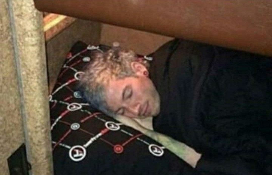 THEJUDGEOHNO's tweet photo. Josh dun thinking his password is safe being tylerdun21 https://t.co/cQWsyhITW0