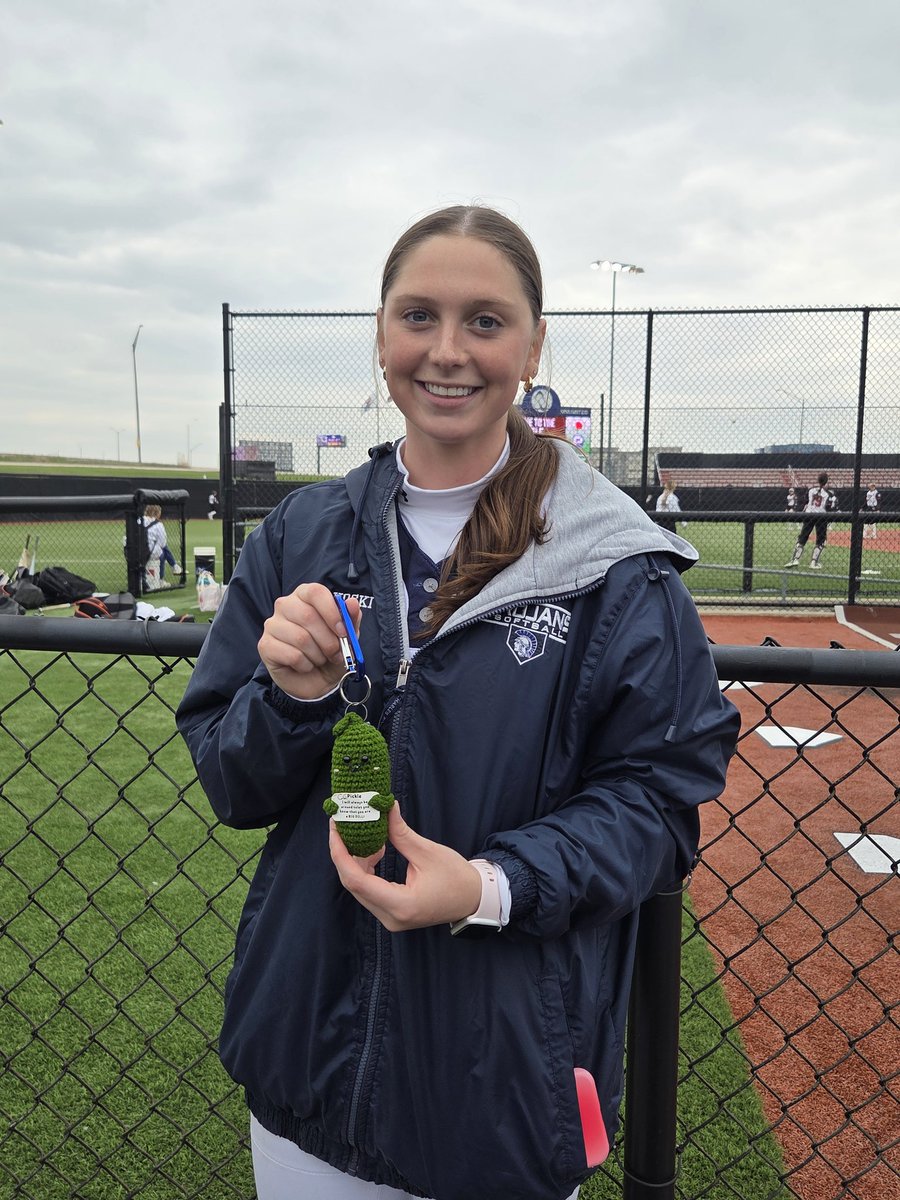 CG played in the Rosemont Rumble today and played two very competitive games. We lost 9-6 in the dome but won 11-4 in the stadium. Megan Koski is our big dill of the game for a diving catch in Left field which is the type of effort we want to see in our Trojans! #cgsbbigdill