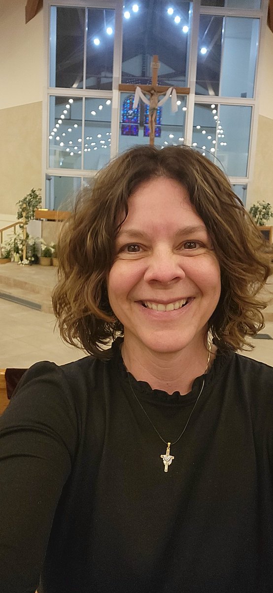 Traci Rhoades tweet media