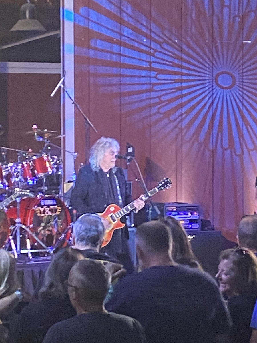 SSFHunter's tweet photo. @YandTRocks What an amazing show. Had an awesome time. https://t.co/I0zIH16qO8