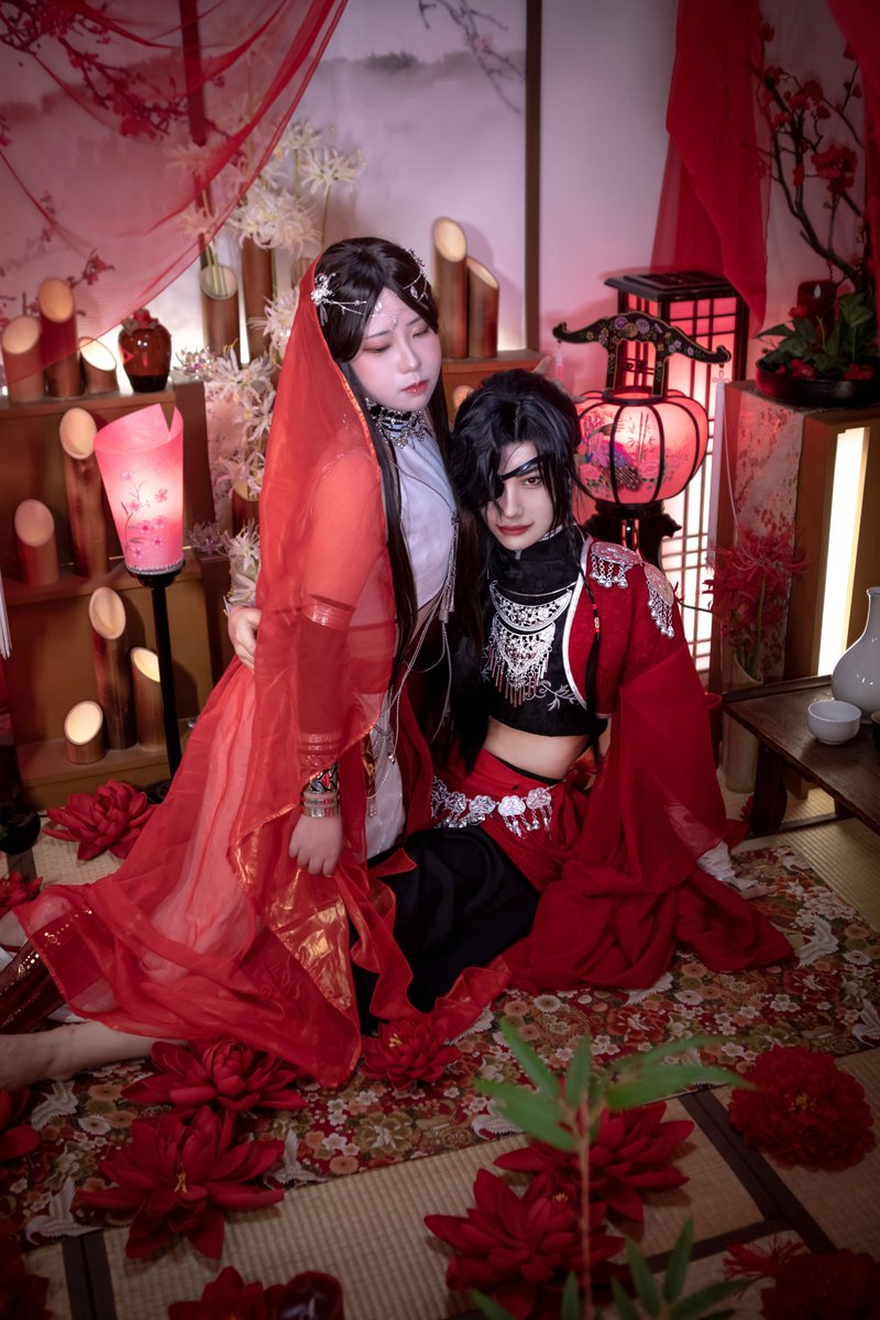 kim_stone_52's tweet photo. 천관사복 天官赐福

화성(花城), 사련(谢怜)

cosplayer @eggmayo_cos @myomyo_3_
Photo @kim_stone_52 https://t.co/Jl74bf6JdO