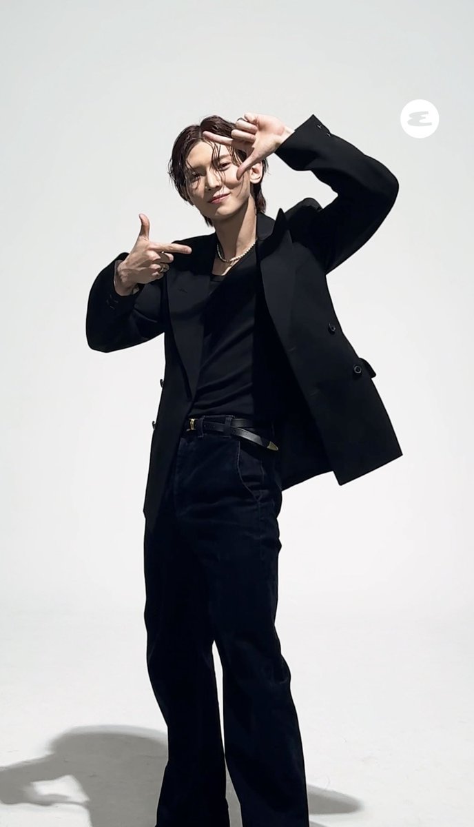 여상의 춤 들어가유~🔥 에이티즈 여상의 ‘멋’이란 바로 이런 겁니다. 힙한 춤부터 부드러운 춤까지 모두 소화할 수 있는 것이요. 영상으로 여상의 댄스 챌린지 3종을 확인해 보세요. 여상의 화보는 에스콰이어 5월호에서 만나보실 수 있습니다. 
🔗youtube.com/shorts/jKZlzoW…
-
<a href="/ATEEZofficial/">ATEEZ(에이티즈)</a> #에이티즈