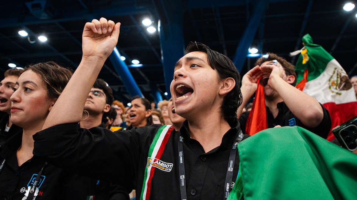 Quadratin_SLP's tweet photo. ⚠️ LamBot 3478 de @PrepaTec #SLP se convirtió en el primer equipo mexicano y latinoamericano en clasificar al Einstein en la competencia mundial #FIRSTHouston. ✅
¡Enhorabuena! 🫶🏻
https://t.co/Bd09XE3F3J https://t.co/yWjeBj8p06